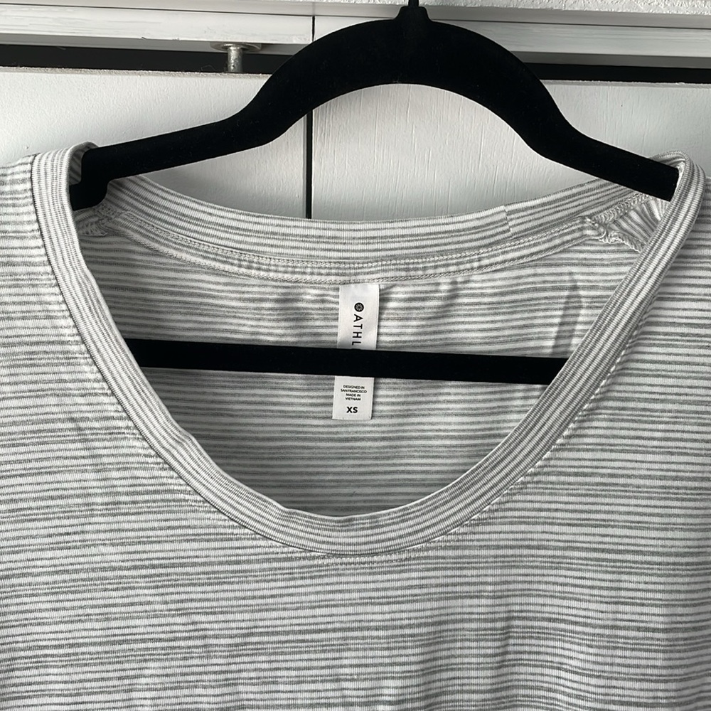 Athleta Top XS - Picture 2 of 4